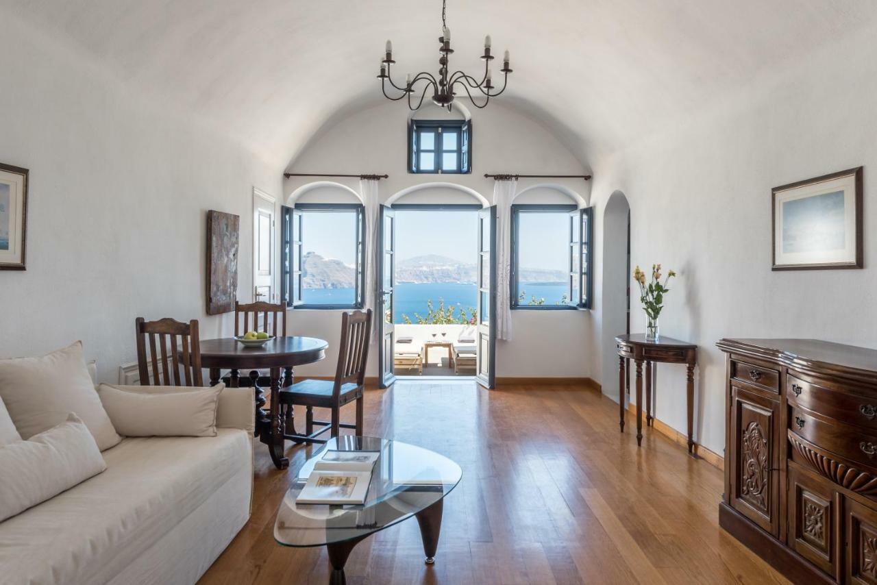 Chelidonia Luxury Suites Oia  Exterior photo