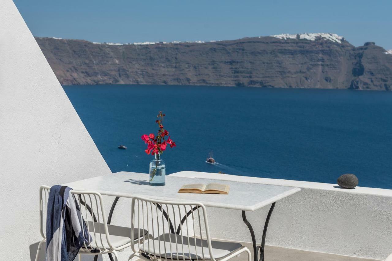 Chelidonia Luxury Suites Oia  Exterior photo